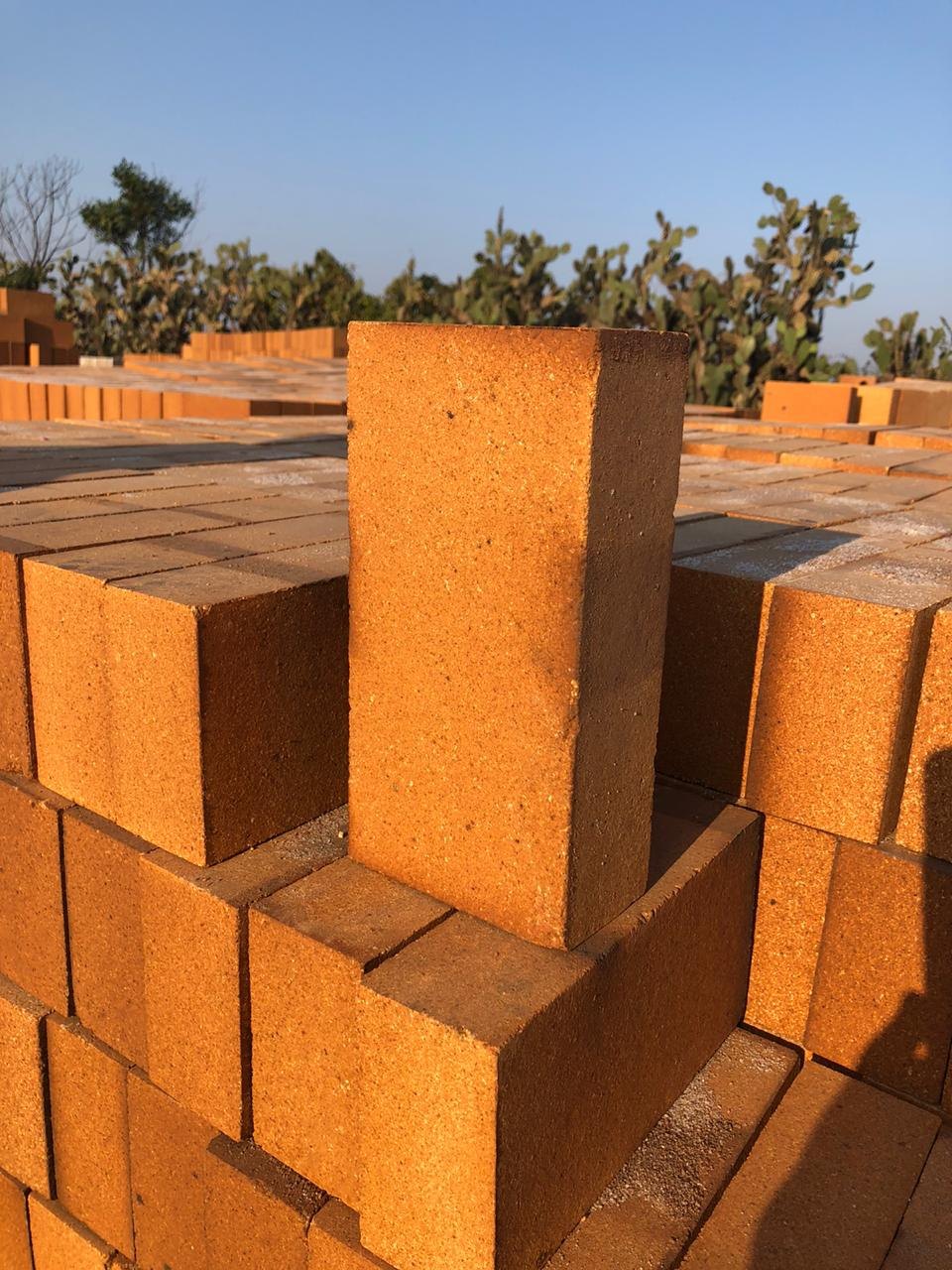 Fire Brick Cost： Compare Prices for High-Quality Refractory Bricks