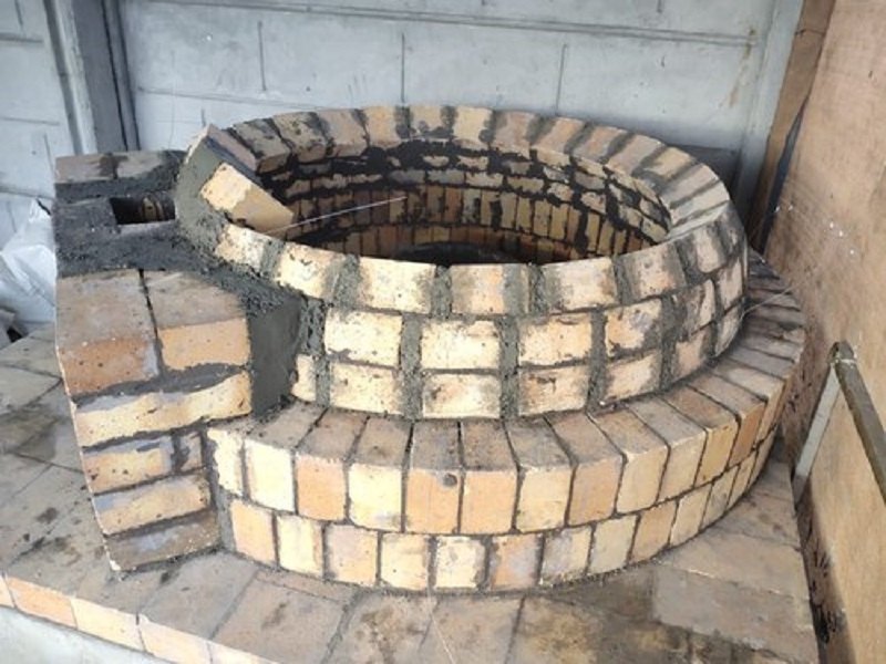 Buy Fire Brick Curved for Pizza Ovens and Furnaces - Durable & Heat-Resistant