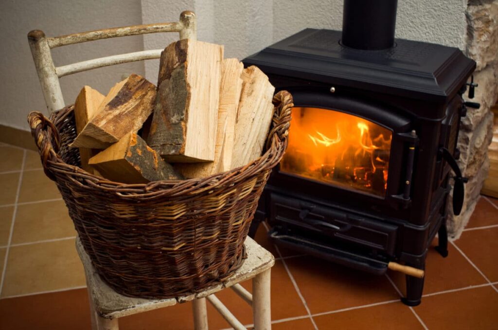 How Fire Bricks Enhance Wood Burning Stove Performance and Lifespan