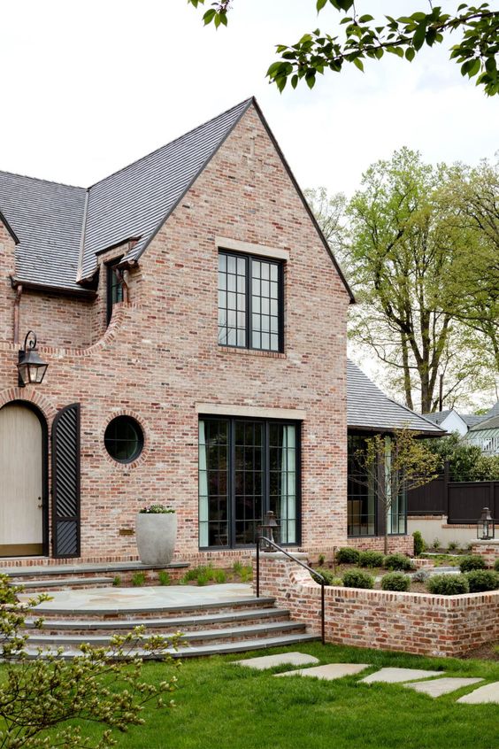 Explore Modern Brick Homes: Stylish, Durable, and Architecturally Inspired