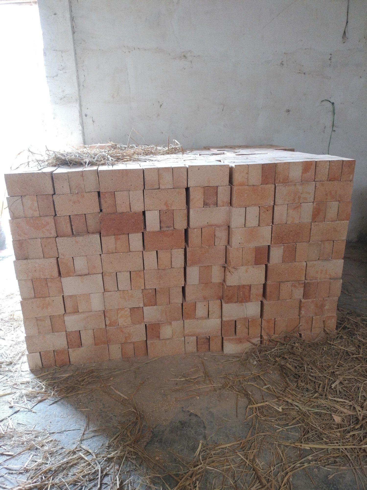 Buy Red Fire Bricks Online: Perfect for High Heat Applications