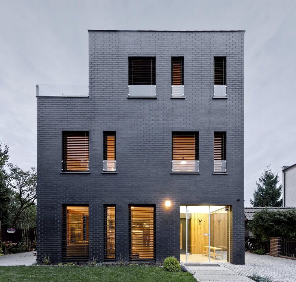 Black Brick Building Ideas: Modern Designs for Durable and Stylish Exteriors