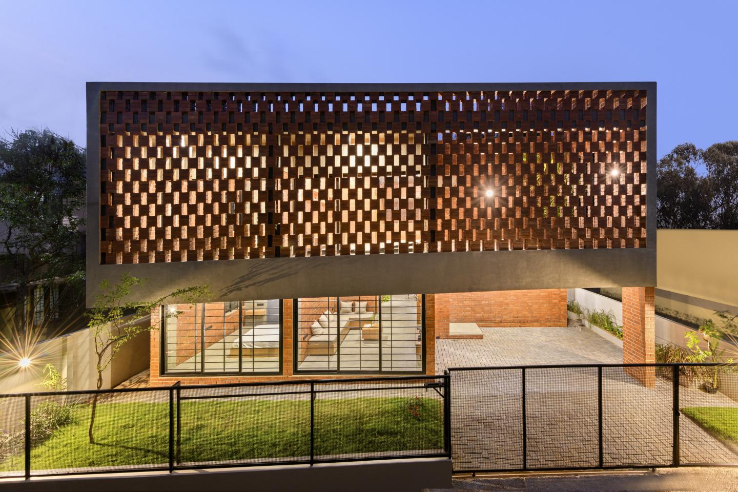 Why Lattice Brick is the Future of Exterior Wall Design: A Comprehensive Guide