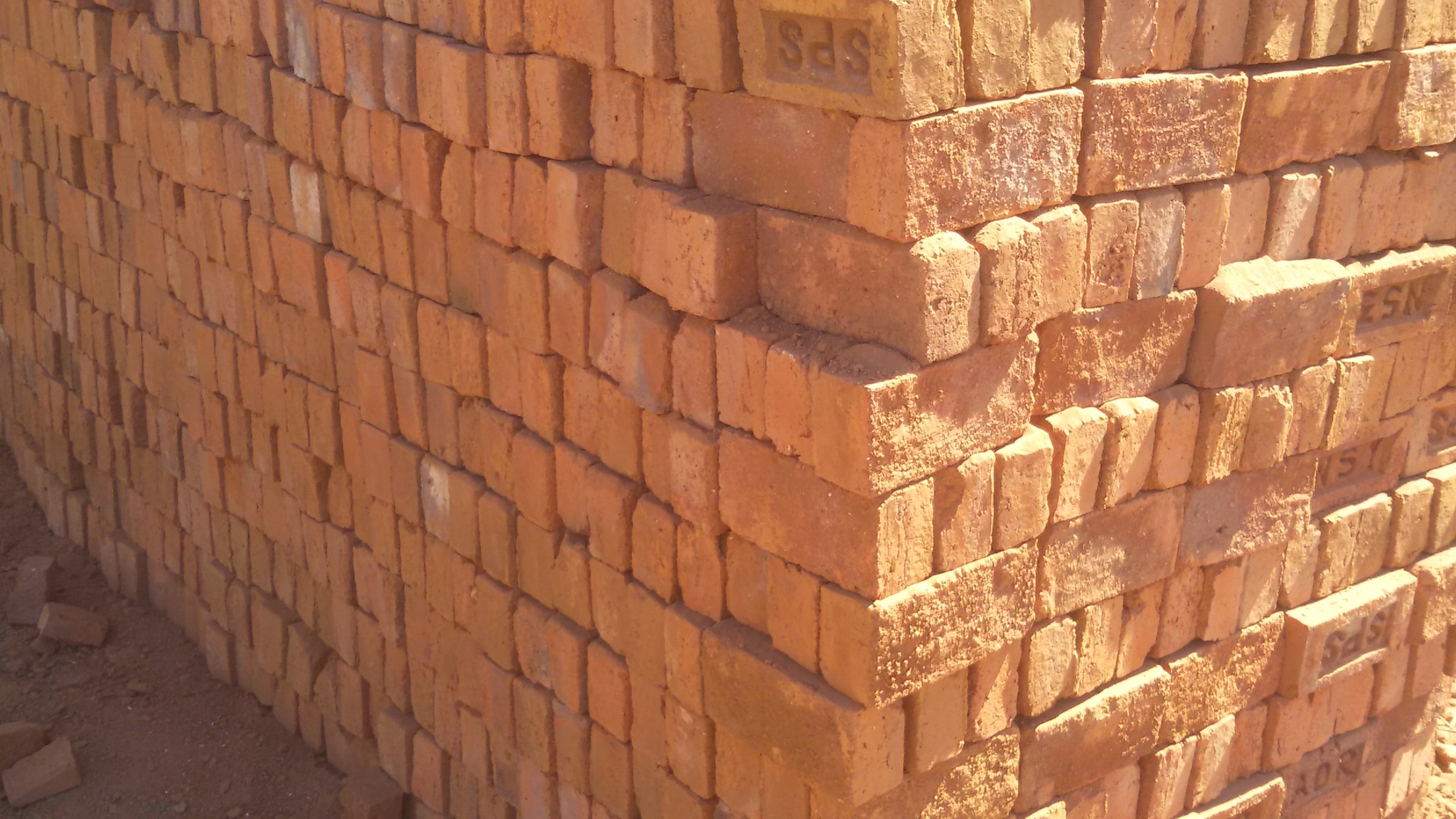 Need Cheap Bricks Near Me?  Best Prices and Selection in Town