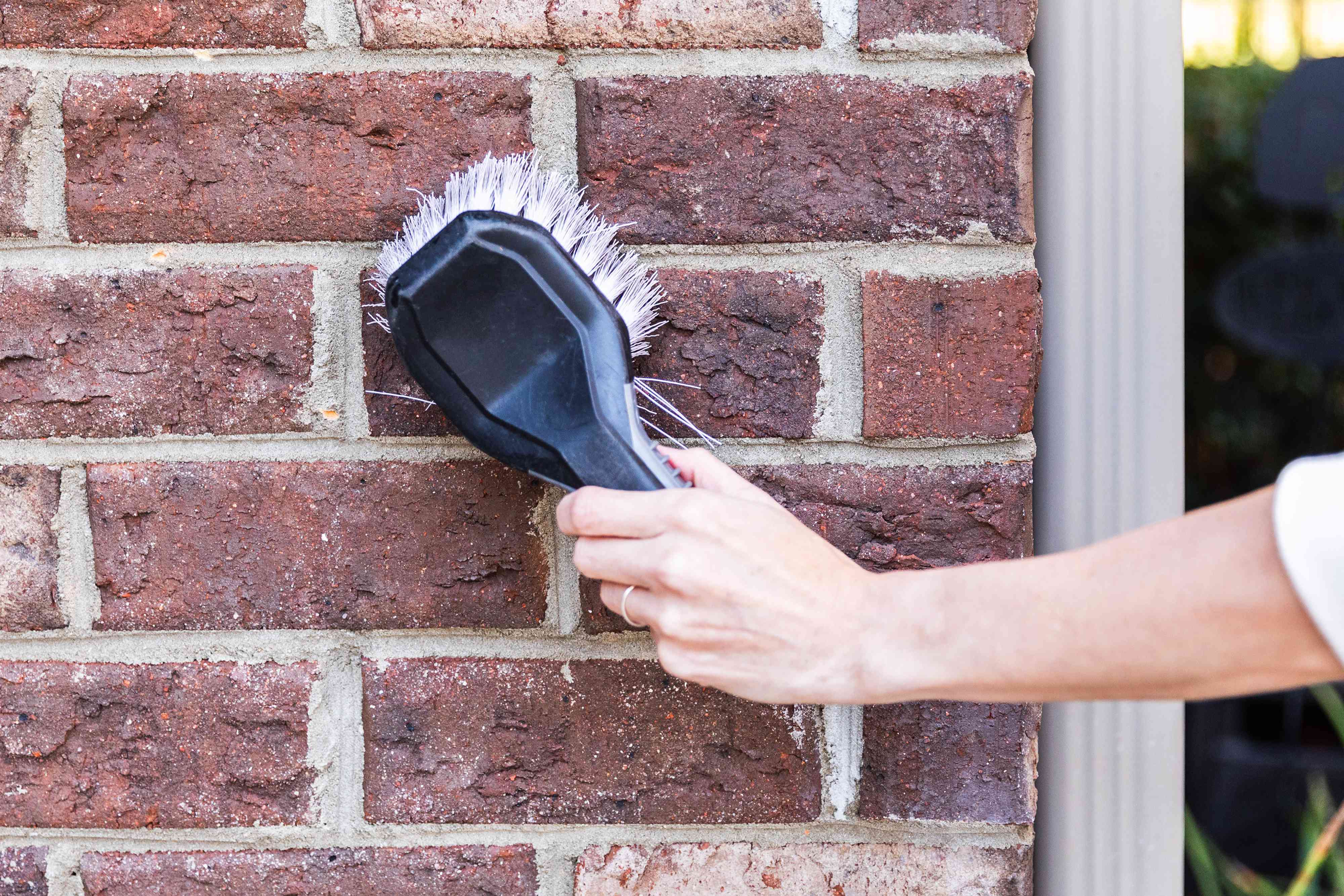 How to Clean and Maintain Your Glazed Brick Exterior