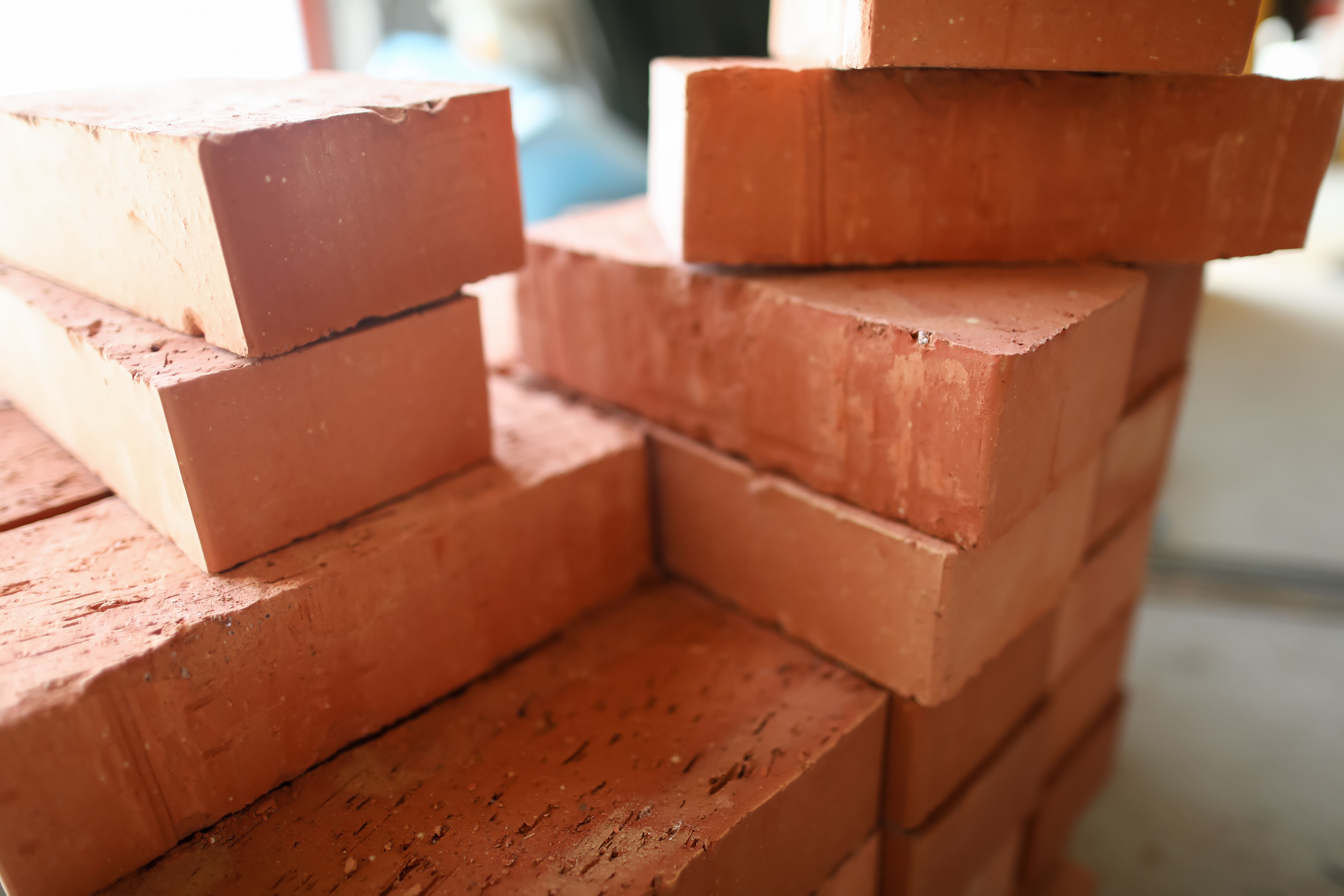 Want cheap fire bricks? Follow these steps to find the best quality for your money!