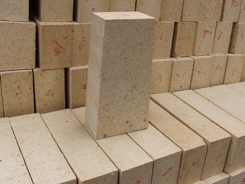 Alumina Bricks vs. Firebricks: Which One Is Better?