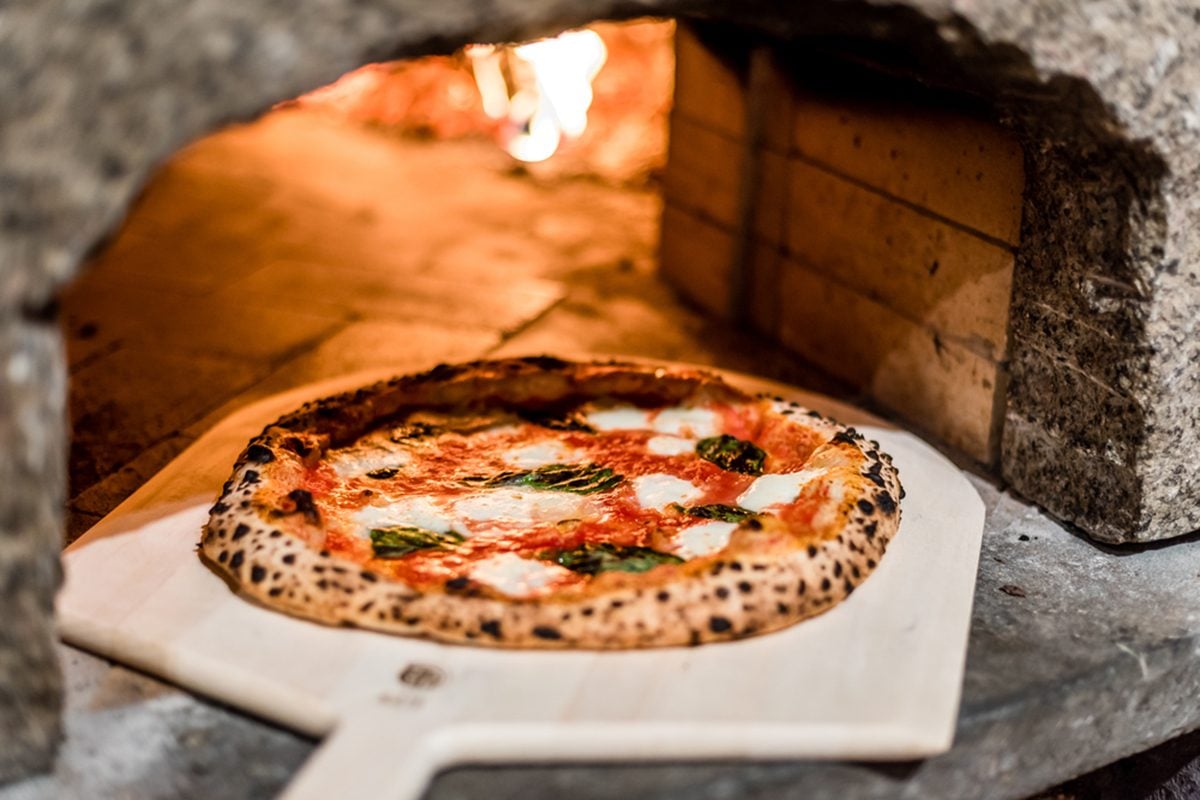 Why We Use Brick Oven Pizza: Simple Reasons Its the Best Choice!