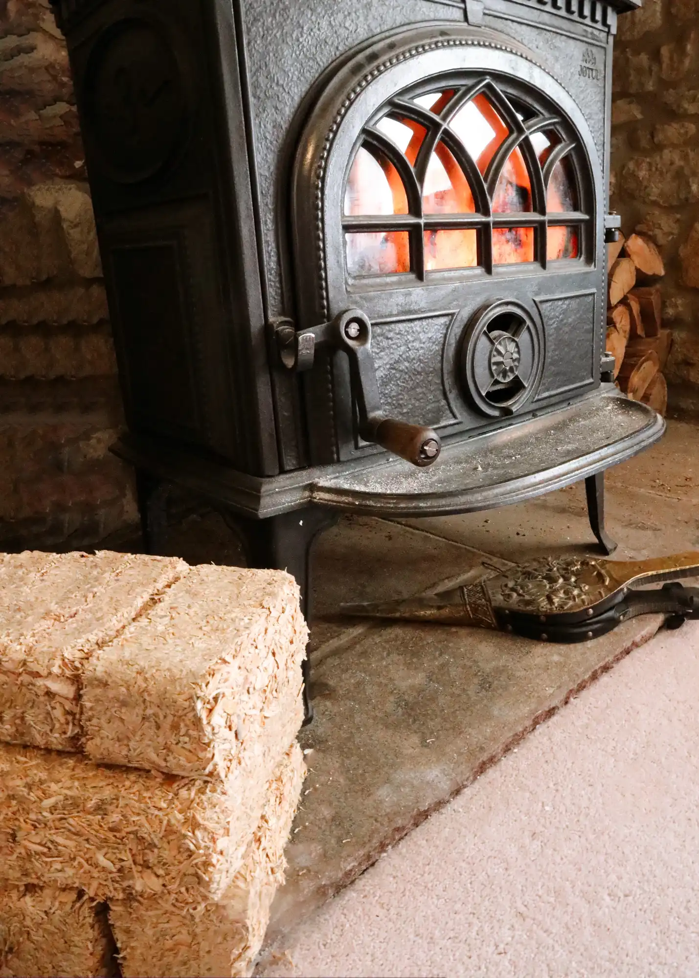 Wood Stove Heat Bricks:Do They Really Work for Keeping Warm?