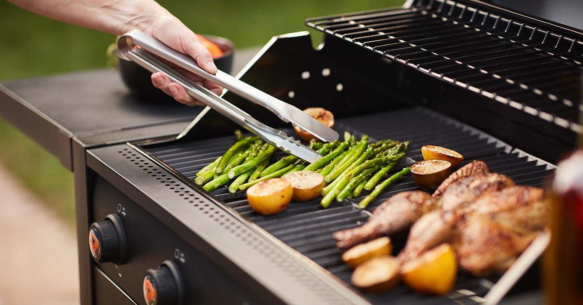 Cleaning Your Grill with Grilling Bricks: A Step-by-Step Guide (Beginner Friendly)