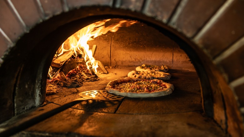 Brick Oven Proper: Get Restaurant Quality at Home!